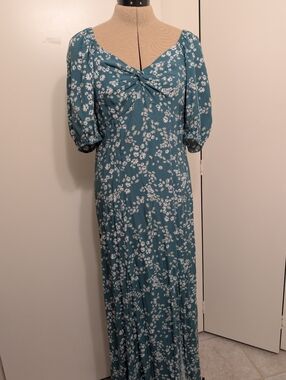 DR2 Teal Floral Twist-Front Maxi Dress